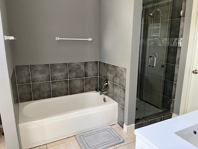 Quaint Master Bedroom in Mesquite, TX